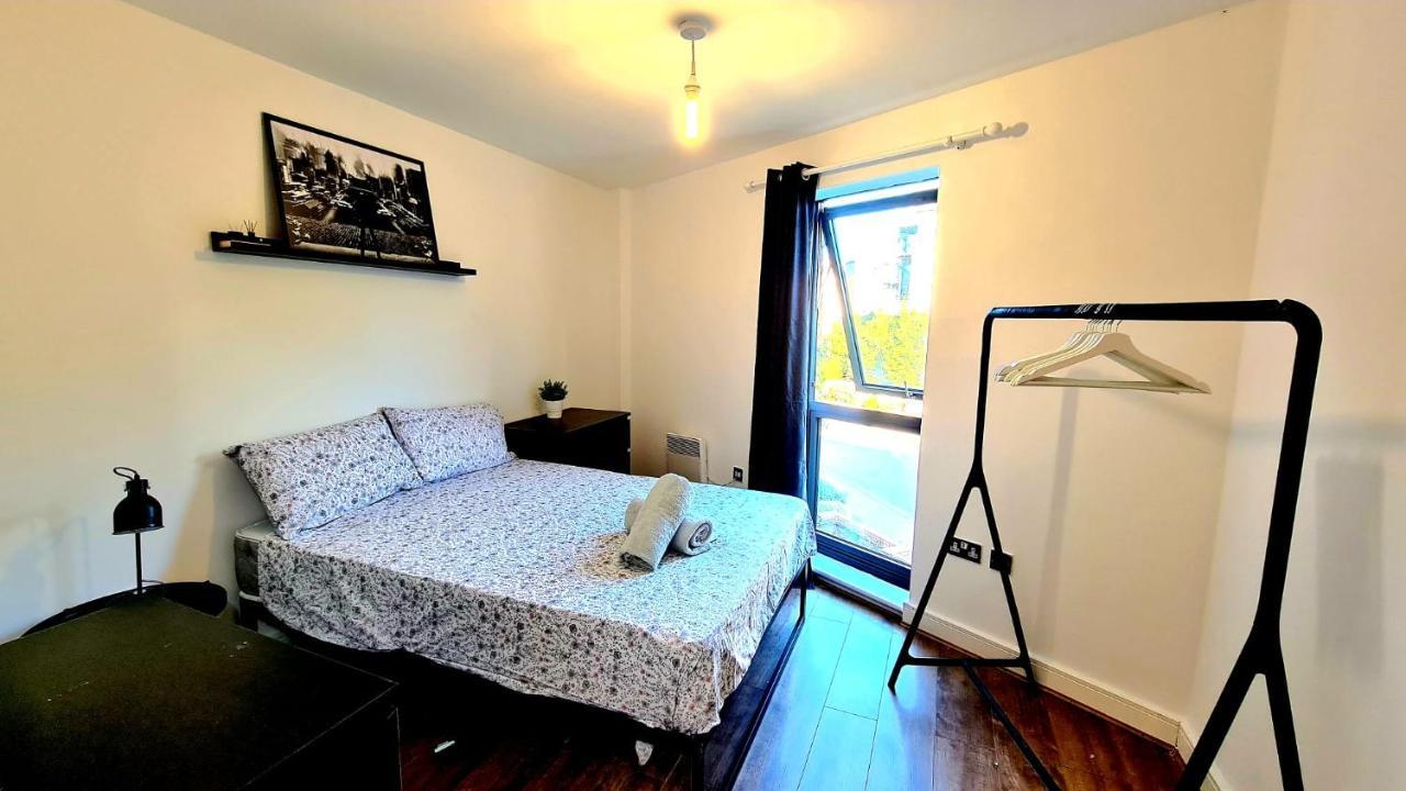 Lovely 5 Sleeper Flat - Upper Clapton Лондон Экстерьер фото