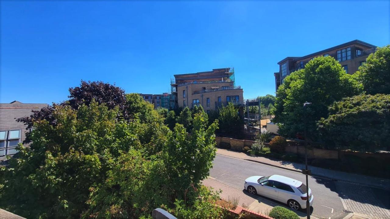 Lovely 5 Sleeper Flat - Upper Clapton Лондон Экстерьер фото